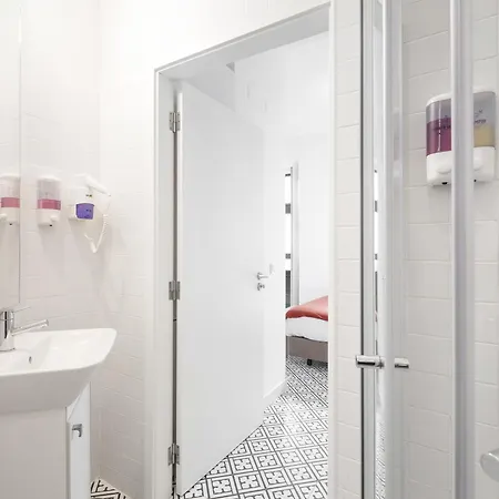 Serviced Castelo De Sao Jorge Apartment *