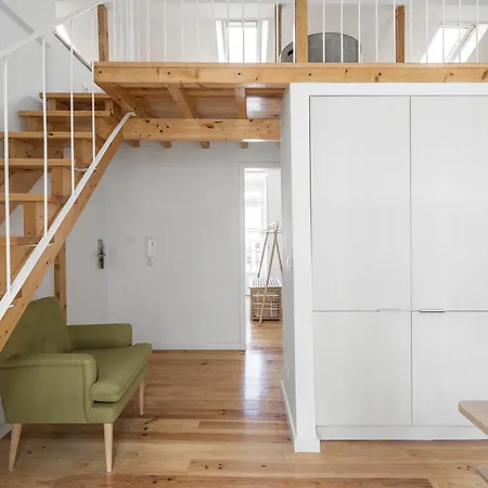 Serviced Castelo De Sao Jorge Apartment