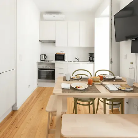 Serviced Castelo De Sao Jorge Apartment